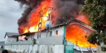 Pabrik Sepatu Yumeida Terbakar