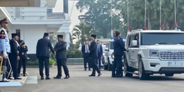 Presiden Beri Penghormatan Terakhir untuk Ryamizard, Menhan Pimpin Upacara Militer di TMP Kalibata