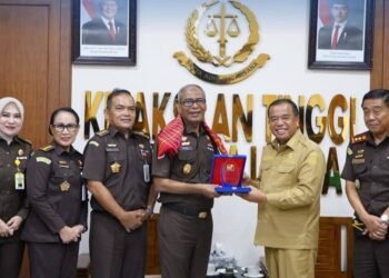 Perkuat Sinergi dengan Adhyaksa, Bupati Karo Sambangi Kejati Sumut