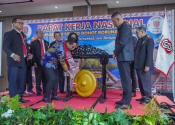 Rico Waas Dukung Digitalisasi Tarombo