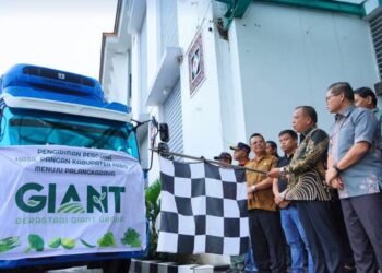 Implementasikan KAD: Bupati Karo Lepas Pengiriman 9 Komoditas Unggulan ke Palangkaraya