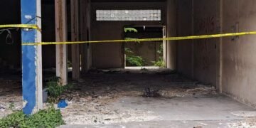 Mayat Pria Ditemukan Tergantung di Lantai Dua Gedung di Medan Barat