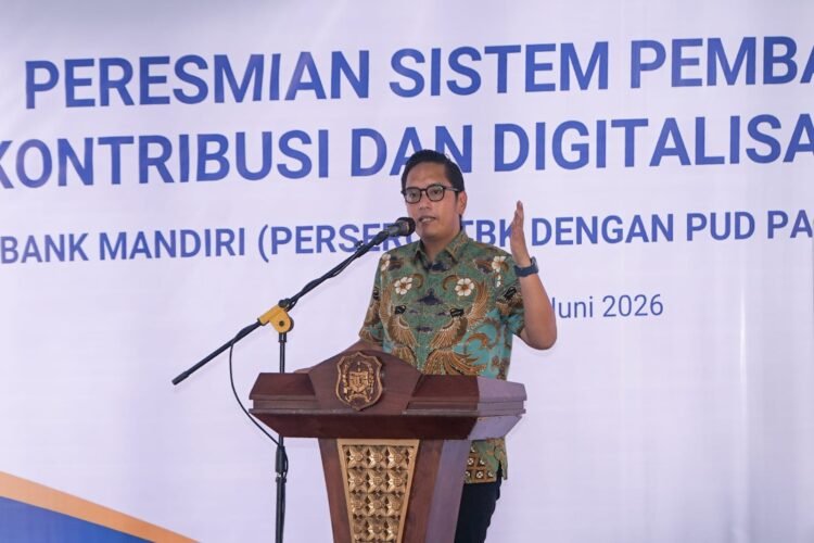 Rico Waas Luncurkan Digitalisasi Pasar, Pembayaran Pedagang Kini Nontunai