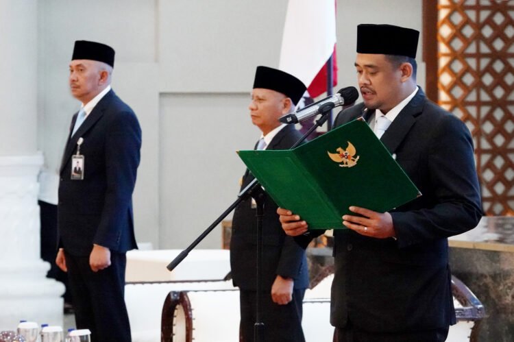 Bobby Nasution Lantik 8 Pejabat Eselon II, Minta Ciptakan Program yang Dorong Pertumbuhan Ekonomi