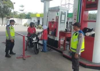 Menjaga Keamanan Wilayah, Polsek Padang Tualang Rutin Melaksanakan Patroli Obyek Vital di SPBU