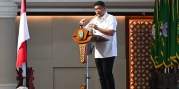 Rugikan Masyarakat, Gubsu Bobby Minta Pertamina Bereskan Persoalan Distribusi BBM Dalam Dua Hari