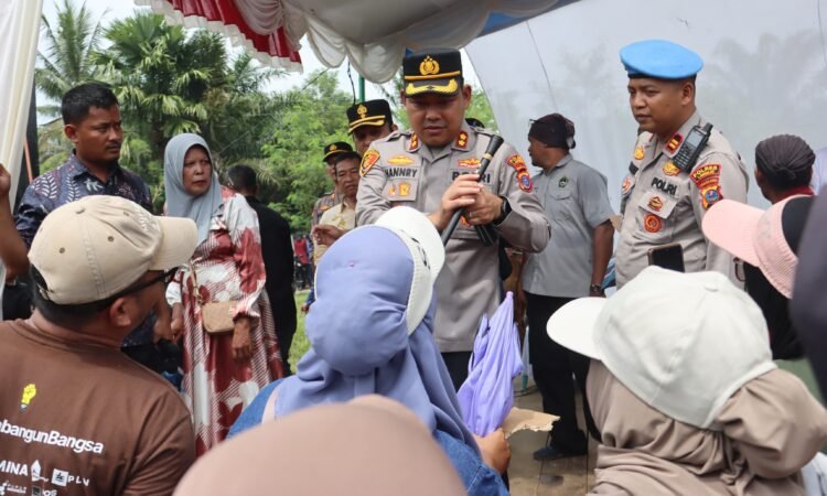 Kapolres Langkat Hadiri Aksi Penyampaian Aspirasi Korban Banjir di Besitang