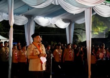 Bobby Nasution Bermalam Bersama Ribuan Pramuka, Api Unggun Kobarkan Semangat Jamdasu XI