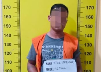 Bawa Ganja, ditangkap Sat Res Narkoba Polresta Deli Serdang
