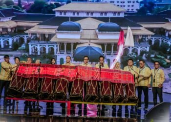 Dibuka Wamendagri Bima Arya, Rico Waas Dorong Rakernas XVIII APEKSI Lahirkan Aksi Nyata bagi Daerah