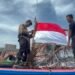 Sambut HUT ke-81 RI, Sat Polairud Polres Langkat Bagikan Bendera Merah Putih kepada Nelayan