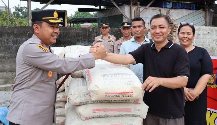Kapolres Langkat Salurkan Bantuan Material untuk Pembangunan Gereja 