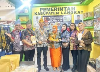 Plt. Bupati Tiorita Promosikan Produk Unggulan Langkat di APKASI Otonomi Expo 2026