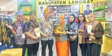 Plt. Bupati Tiorita Promosikan Produk Unggulan Langkat di APKASI Otonomi Expo 2026
