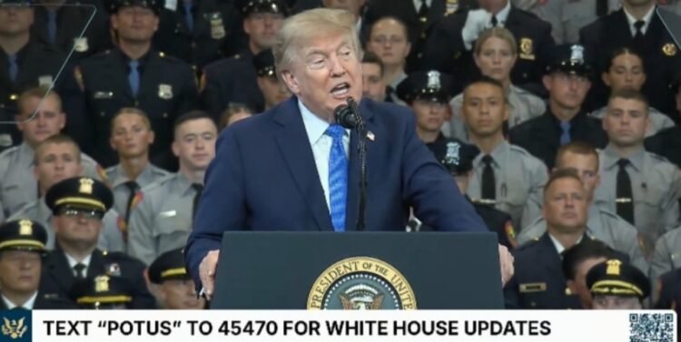 Klaim Kalahkan Iran, Trump Akan Jadikan Selat Hormuz Wilayah AS