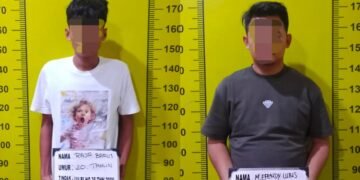 Lagi Santai di Teras Rumah, Dua Pengedar Sabu di Pagar Merbau Ditangkap Polisi