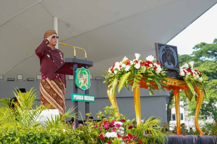 Pimpin Upacara HUT ke-81 RI, Rico Waas: Pembangunan Harus Berdampak dan Tingkatkan Kesejahteraan Masyarakat