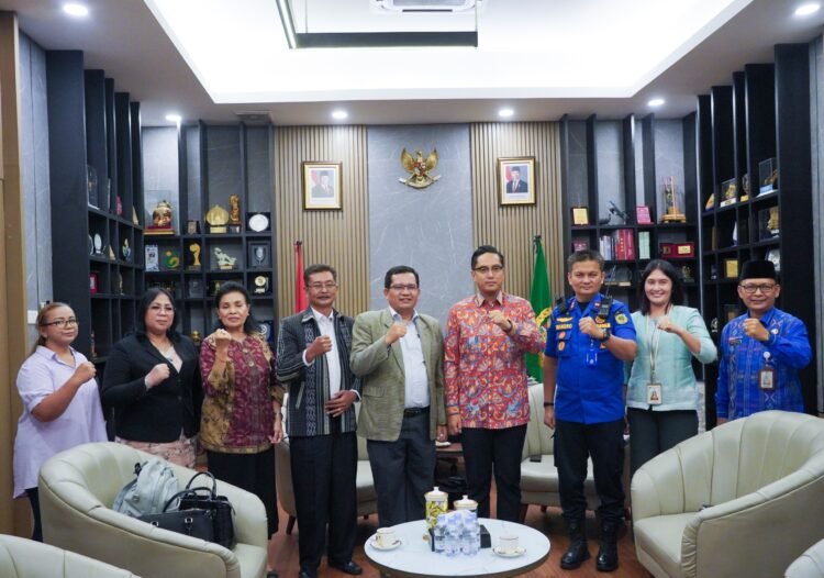 Rico Waas Apresiasi Transformasi HKBP, Dorong Penguatan Iman di Tengah Keluarga