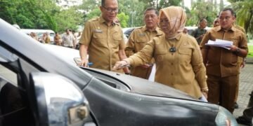 Plt. Bupati Langkat Tiorita Periksa Seluruh Kendaraan Dinas