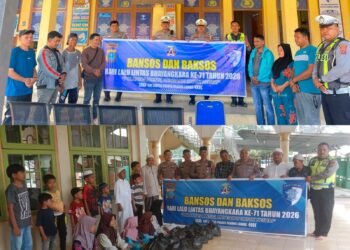 Peringati Hari Lalu Lintas Bhayangkara ke-71, Satlantas Polres Padang Lawas Gelar Bakti Sosial