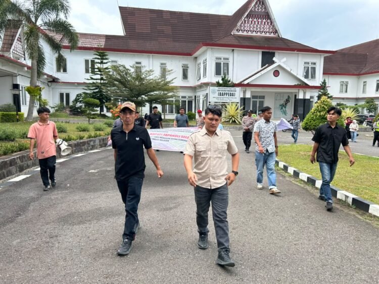 AMPPR Tabagsel Minta APH Usut Jual Beli Proyek di Dinas Kesehatan