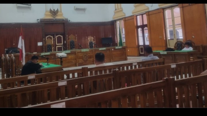 Sebelum Divonis Bebas, Terdakwa Korupsi PSR Madina Sempat Menunggu 5 Jam