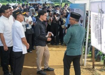 Kunjungi Huntara Tapsel, Wapres Gibran dan Gubernur Bobby Pastikan Huntap Segera Dibangun
