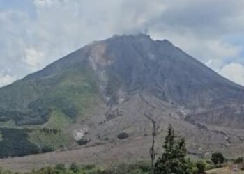 Gunung Sinabung Siaga! Warga Diminta Mengungsi