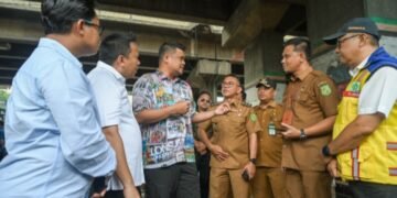 Bobby Nasution Tinjau Titik Banjir Letda Sujono, Penanganan Langsung Dipercepat
