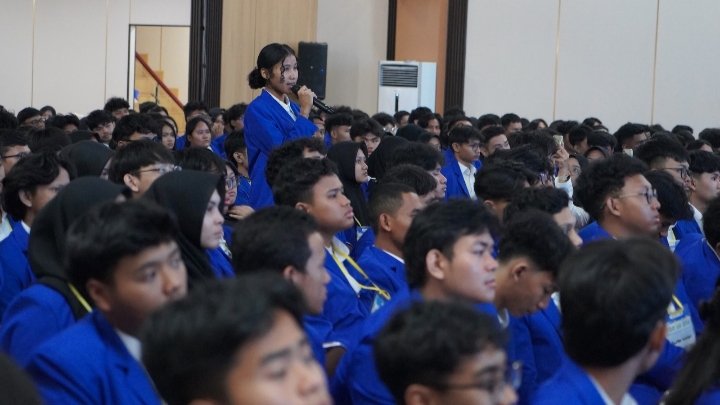 Lantik Lebih dari 1.700 Mahasiswa Baru, UPER Siapkan Talenta Strategis Masa Depan