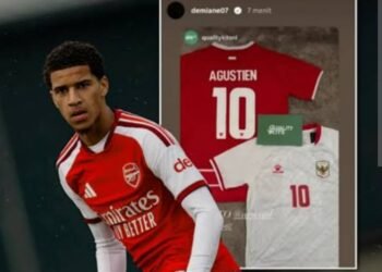 Tuai Sorotan, Pemain Arsenal Keturunan RI Pamer Jersey Timnas Indonesia  