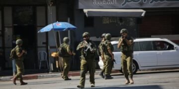 Pasukan Israel Razia Tepi Barat, Pemukim Merusak Jaringan Pipa Air