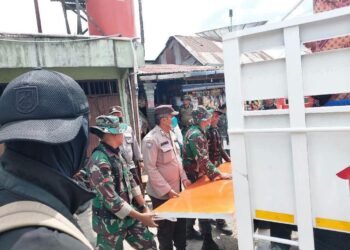 Polri, TNI dan BPBD Evakuasi 320 Warga Kuta Tengah Terdampak Abu Vulkanik