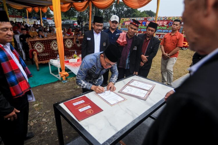 Zakiyuddin Harahap Berharap Hima Lubis Perkuat Silaturahmi dan Bermanfaat Bagi Masyarakat
