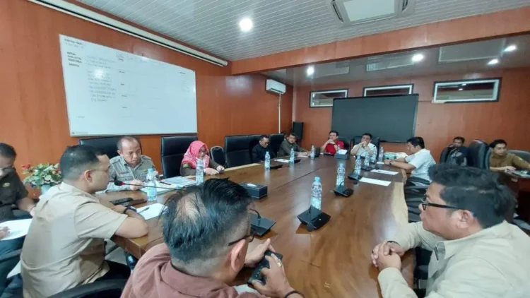 Fraksi PDI Perjuangan Pertanyakan Keterlambatan Wali Kota Medan Ajukan Perubahan Perda PDRD