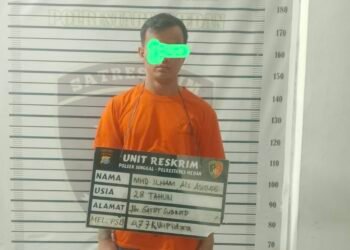 Jendela Dirusak, Asiong Curi 5 HP