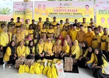HUT ke-62 Golkar Tapsel, Berbagi di Panti Jompo, Kunjungi Pesantren Hingga Donor Darah