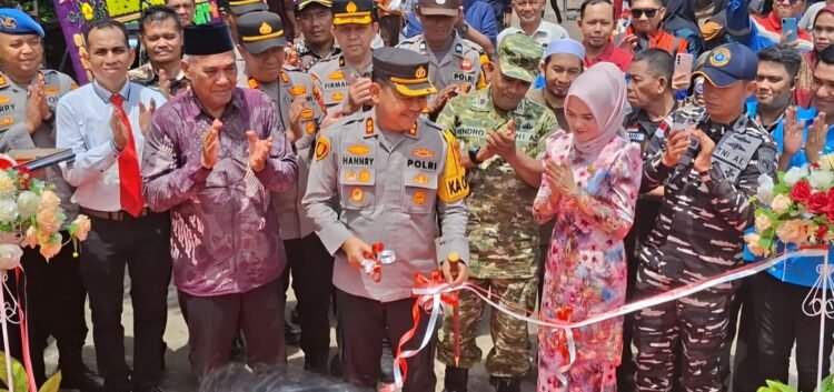 Kapolres Langkat Resmikan Jembatan Merah Putih di Alur Cempedak, Akses Antar Dusun Kembali Terhubung