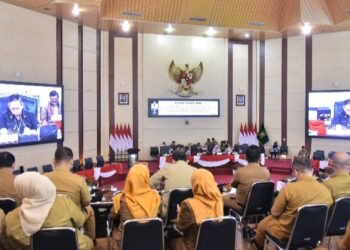 Rico Waas Hadiri Paripurna APBD Medan 2027, DPRD Tekankan Anggaran Harus Kembali ke Rakyat