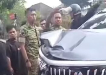 Mobil Mewah Tabrakan Beruntun di Jalan Sudirman, 3 Orang Alami Luka