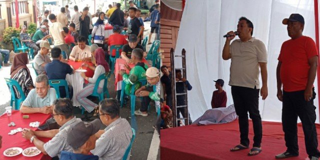 Semarak HUT ke-81 RI, Pimpinan DPRD Medan Gelar Perlombaan hingga Rias Suami