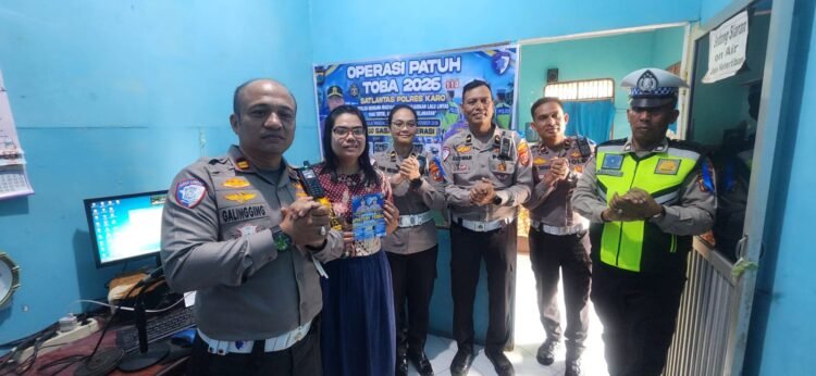 Operasi Patuh Toba 2026, Satlantas Polres Karo Gencarkan Edukasi Pengendara Lewat Radio dan Turun ke Jalan