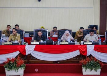 Rico Waas Hadiri Paripurna APBD Medan 2027, DPRD Tekankan Anggaran Harus Kembali ke Rakyat